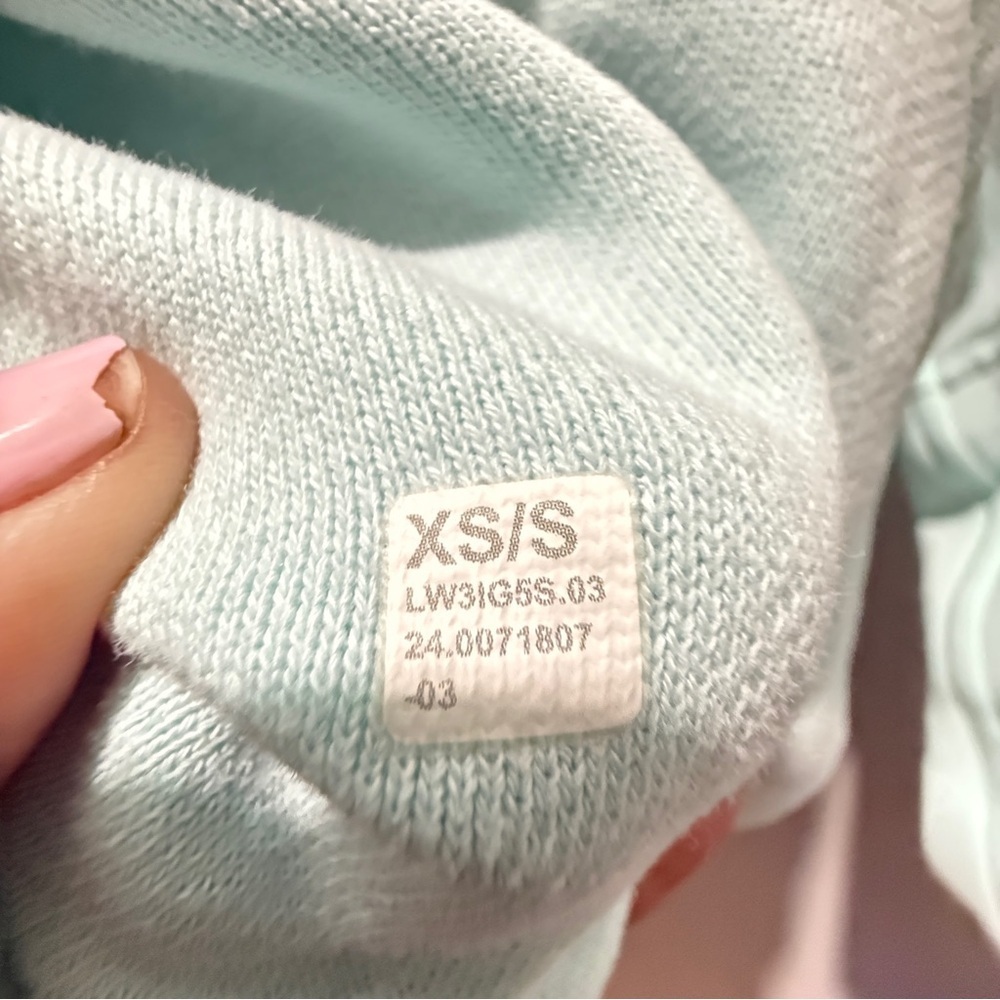 Lululemon Scuba Oversized Full-Zip Hoodie -Sheer Blue - Picture 7 of 7